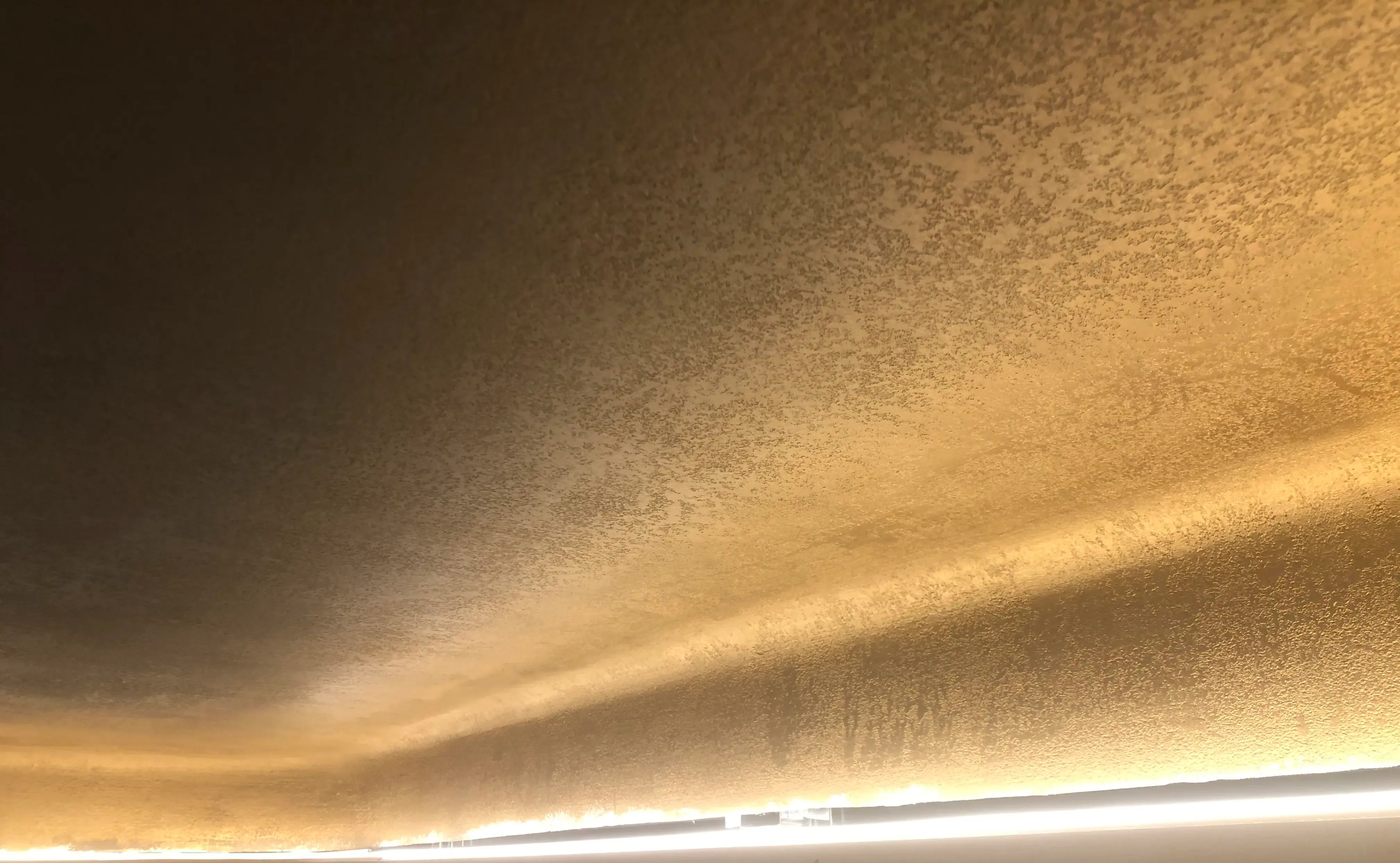 Goldene Stuckdecke — BARTEKS